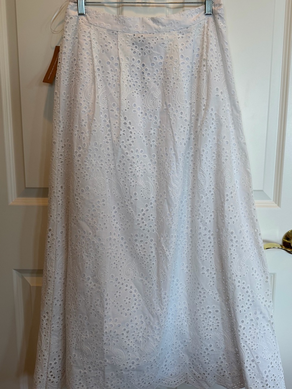Few Moda o.p.t. Eyelet Maxi Skirt - White - Picture 3 of 7